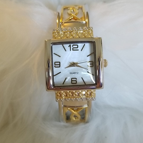 Accutime Watch Co. Lifestyle Timepieces Bangle - Picture 1 of 13